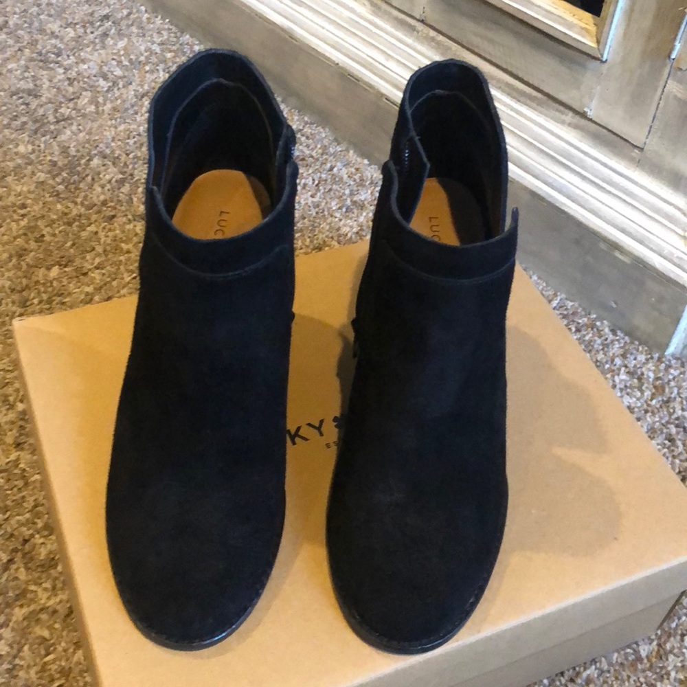 Black suede Lucky Brand Wedge worn x1